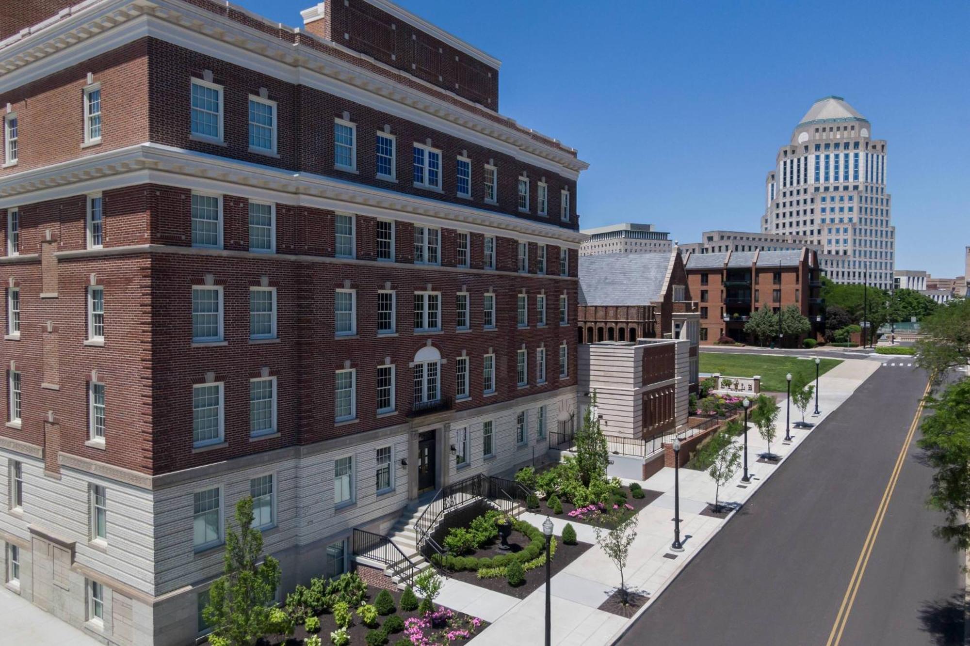 The Lytle Park Hotel, Autograph Collection Hotel 4*